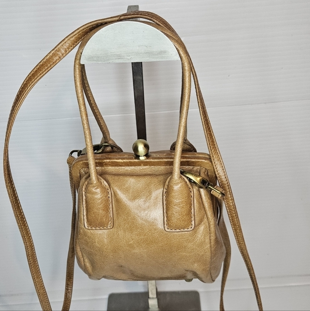 Hobo International Vintage DistressedLeather Kiss-Lock Crossbody,Top Handle Purs - Picture 2 of 12
